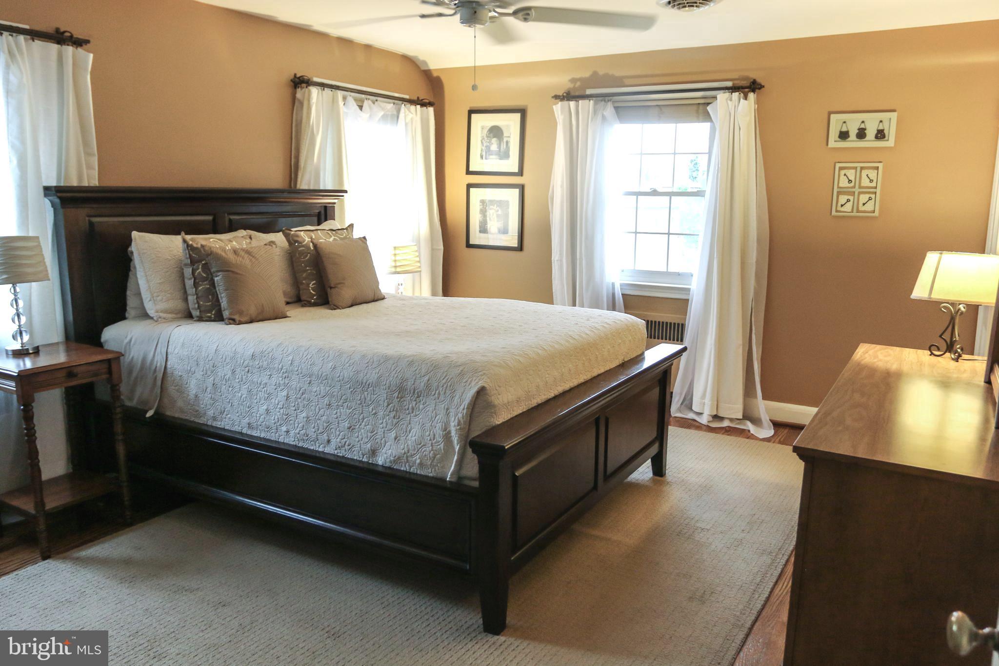 716 Devonshire Road Baltimore, MD 21229 - Photo 18 of 33