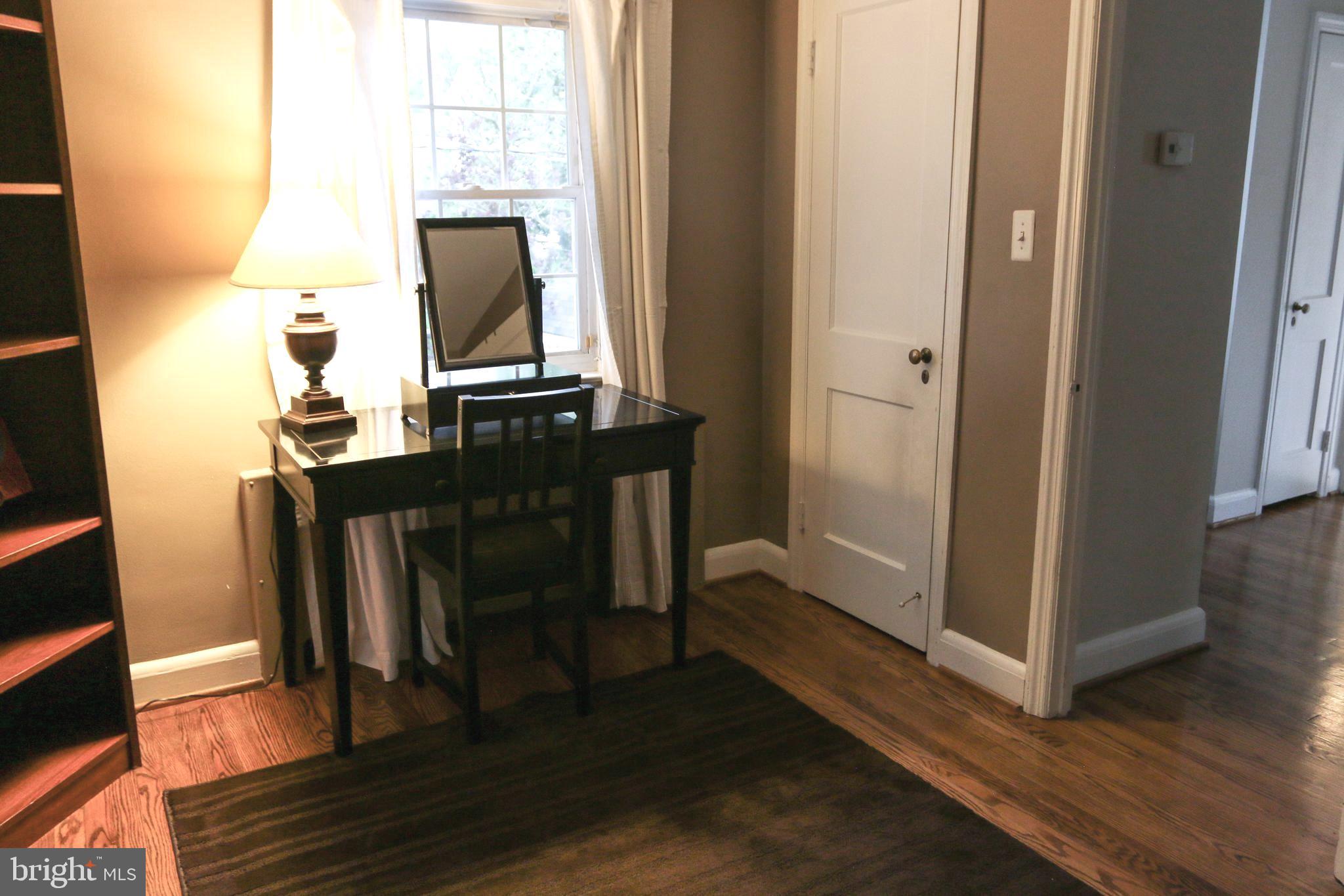 716 Devonshire Road Baltimore, MD 21229 - Photo 21 of 33