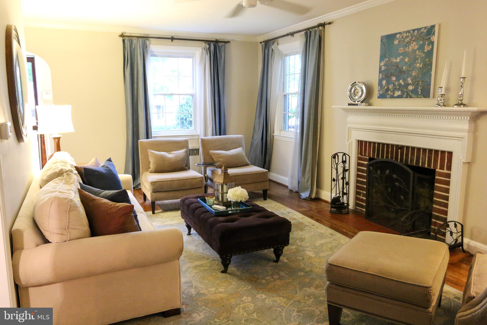 716 Devonshire Road Baltimore, MD 21229 - Photo 9 of 33