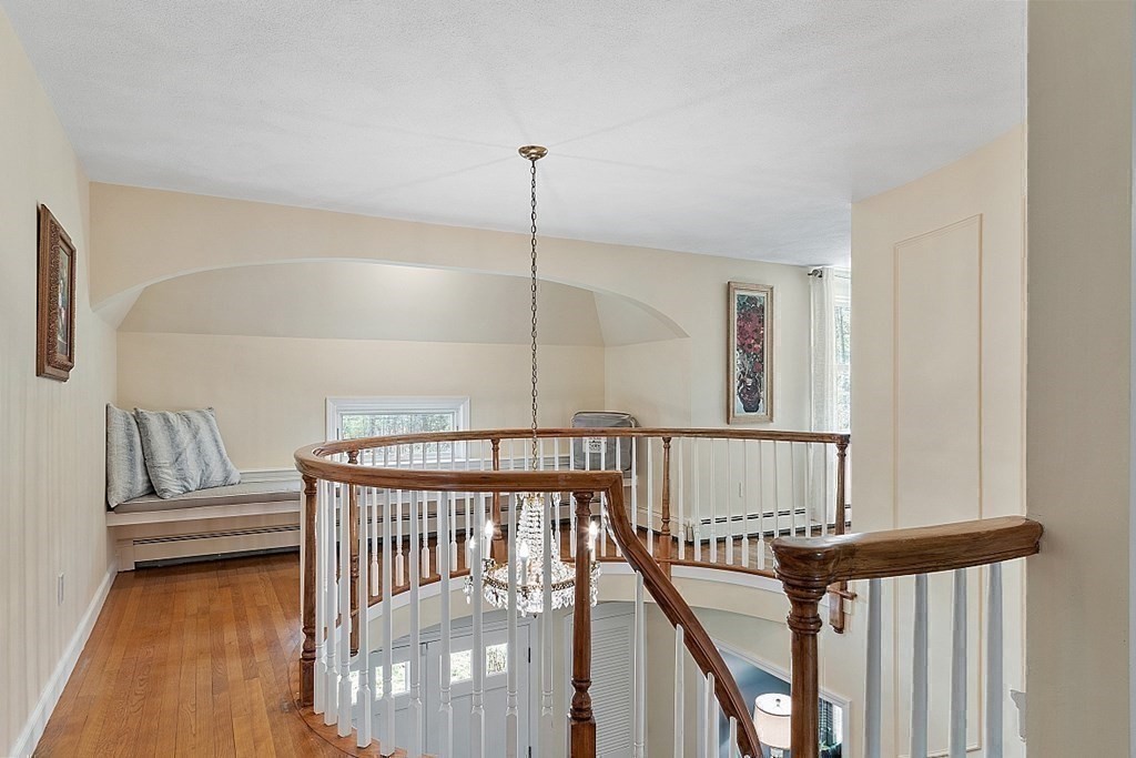 13 Olde Farms Road Boxford, MA 01921 - Photo 27 of 42 a view of entryway