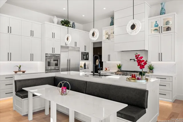 $3,195,000 | 122 Peach Springs, Boerne, TX 78006