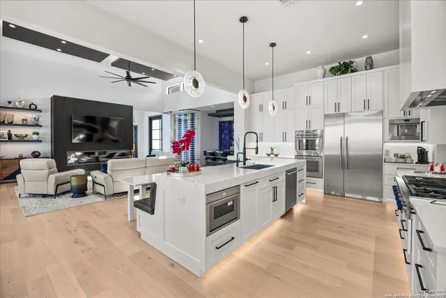 $3,195,000 | 122 Peach Springs, Boerne, TX 78006