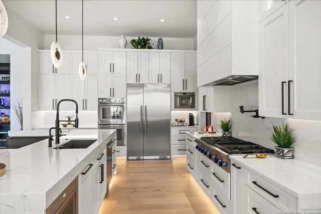 $3,195,000 | 122 Peach Springs, Boerne, TX 78006