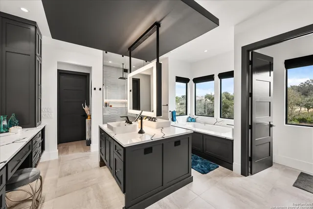 $3,195,000 | 122 Peach Springs, Boerne, TX 78006