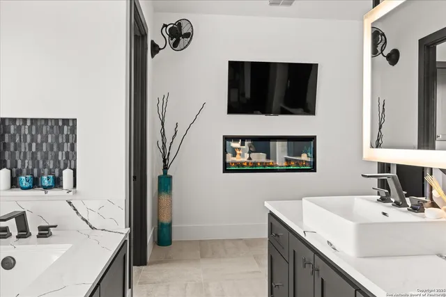 $3,195,000 | 122 Peach Springs, Boerne, TX 78006