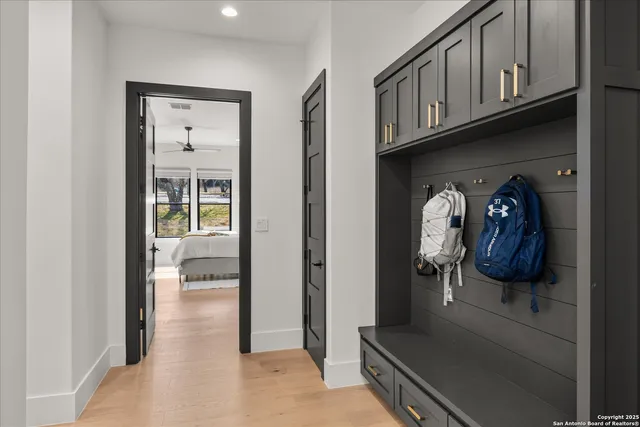 $3,195,000 | 122 Peach Springs, Boerne, TX 78006