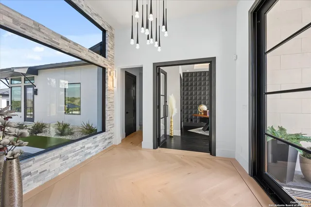 $3,195,000 | 122 Peach Springs, Boerne, TX 78006