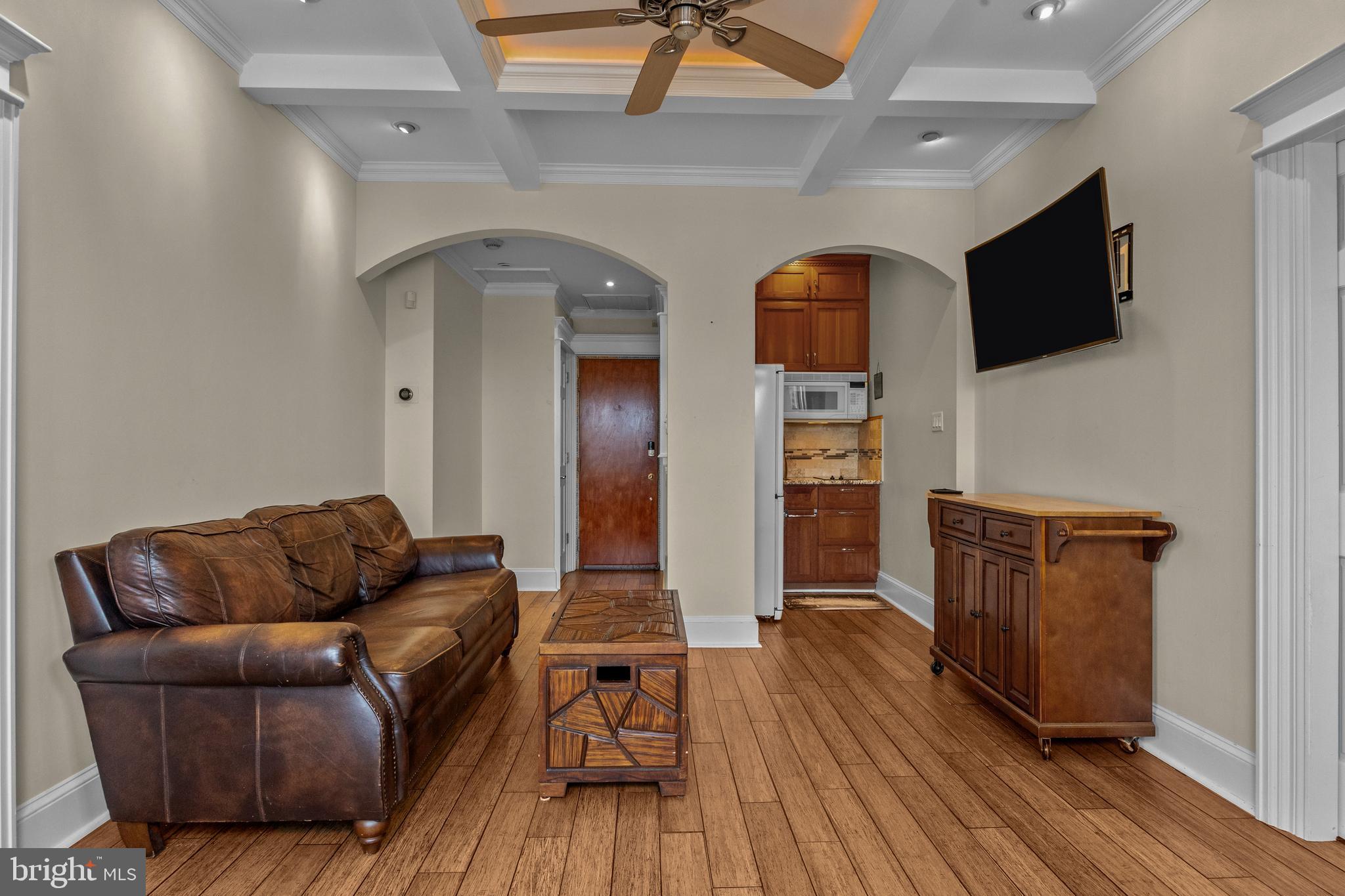 2135 Walnut Street, Unit 1202 Philadelphia, PA 19103 - Photo 4 of 36