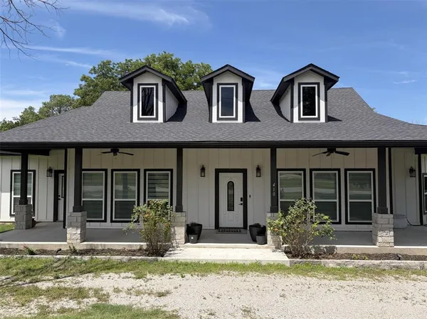 front view of house with a yard