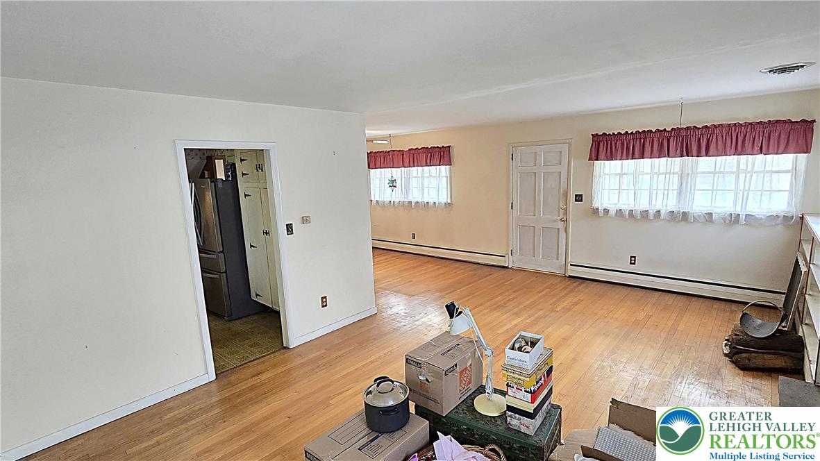 232 Virginia Avenue Whitehall, PA 18052 - Photo 2 of 26