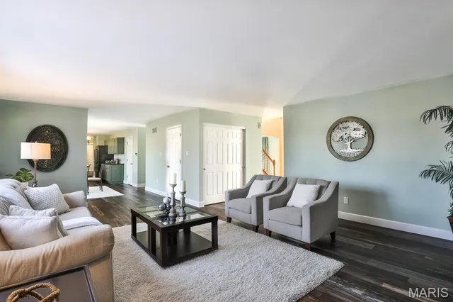 $595,000 | 5527 Hennsley Circle, Weldon Spring, MO 63304