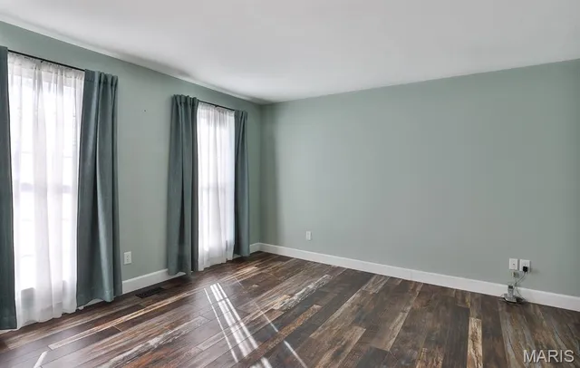 $595,000 | 5527 Hennsley Circle, Weldon Spring, MO 63304