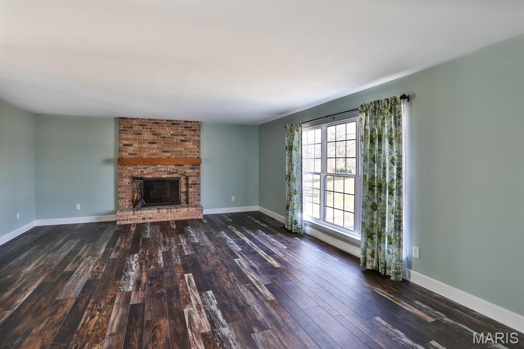 5527 Hennsley Circle Weldon Spring, MO 63304 - Photo 7 of 27