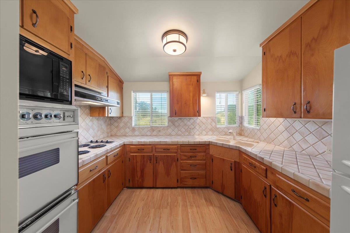 703 Hall Road Watsonville, CA 95076 - Photo 12 of 50