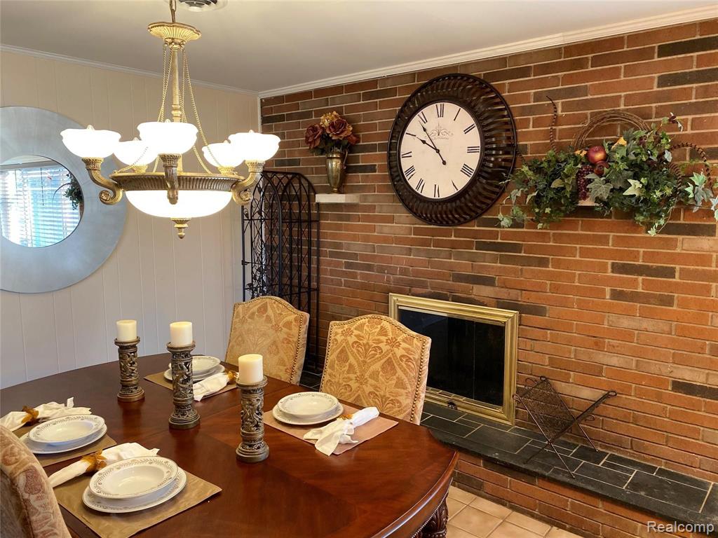 51811 Card Road Macomb, MI 48042 - Photo 4 of 25