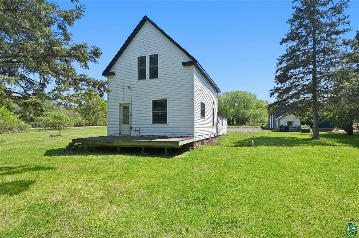 6411 Preston Road Superior, WI 54880 - Photo 4 of 34