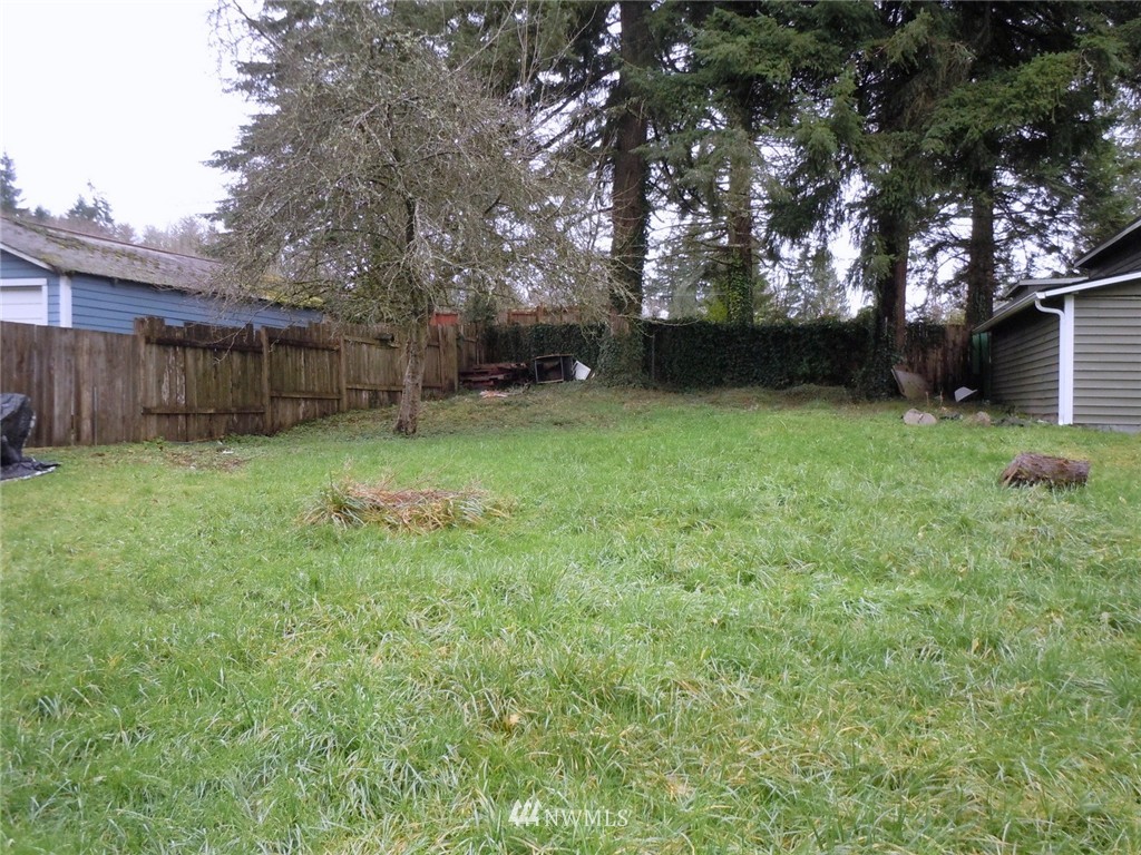 139 Ida Street West Bremerton, WA 98312 - Photo 14 of 17