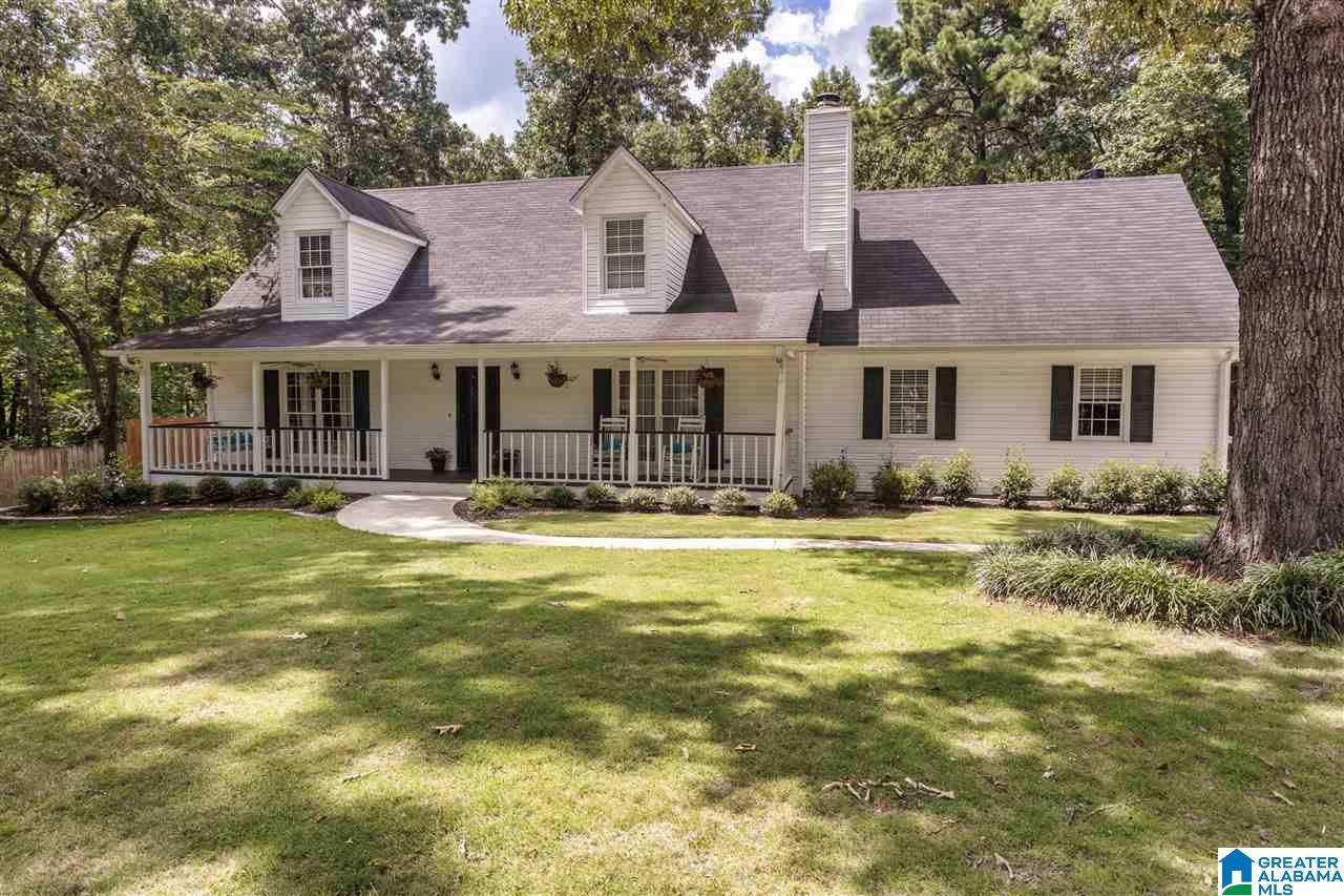 1832 Chestnut Lane Bessemer, AL 35022 - Photo 1 of 46