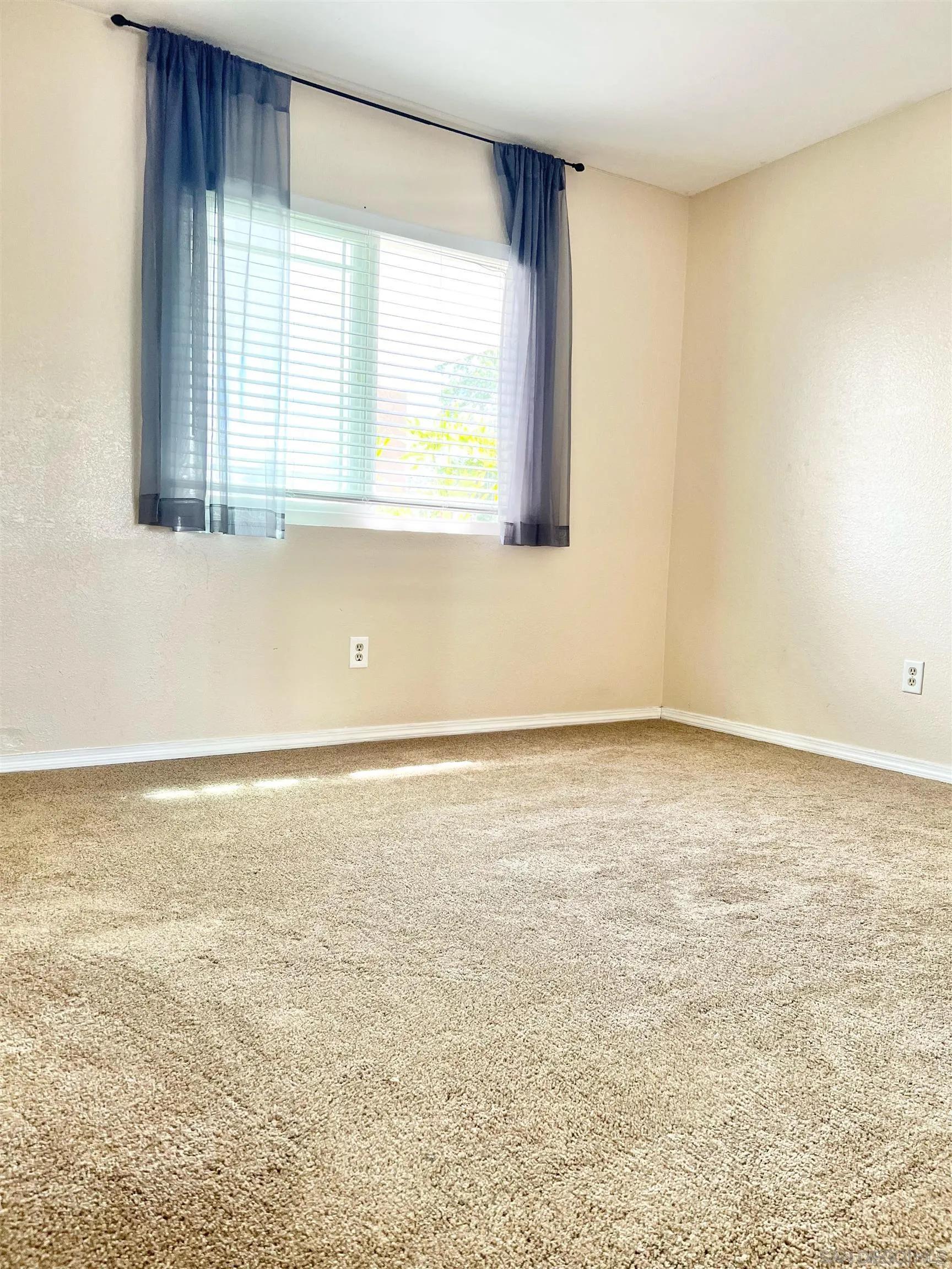 9212 Lake Hill Road Santee, CA 92071 - Photo 25 of 42 Gallery Image 25