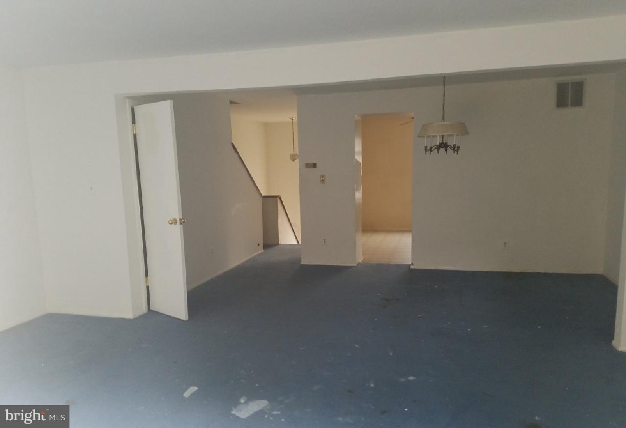 2529 Ebony Road Baltimore, MD 21234 - Photo 8 of 12 Interior (General)