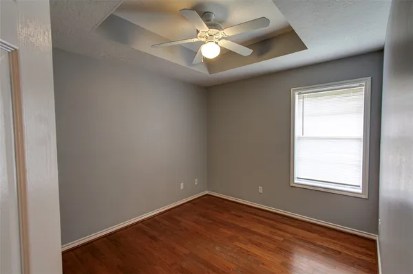 $2,250 | 305 Landsburg Lane, College Station, TX 77845