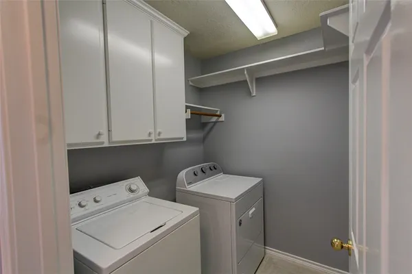 $2,250 | 305 Landsburg Lane, College Station, TX 77845