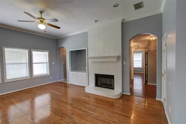 $2,250 | 305 Landsburg Lane, College Station, TX 77845