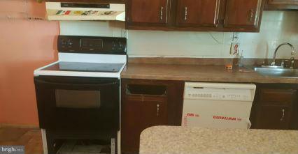 7831 Charlesmont Road Baltimore, MD 21222 - Photo 6 of 10 i