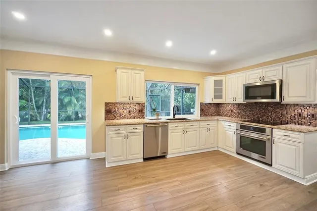 $4,800 | 7501 Red Bay Place, Coral Springs, FL 33065