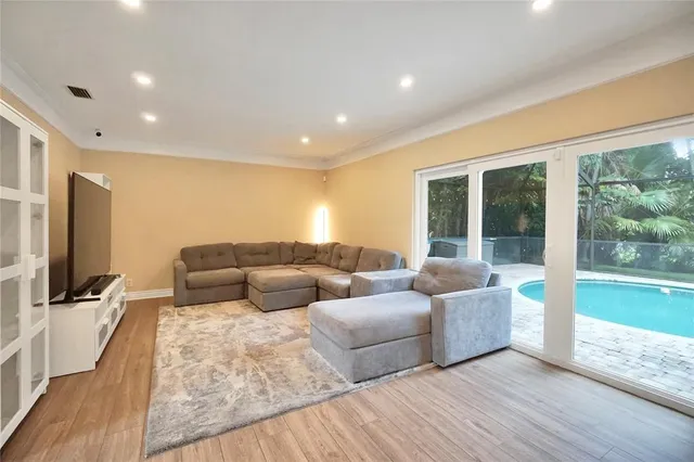 $4,800 | 7501 Red Bay Place, Coral Springs, FL 33065