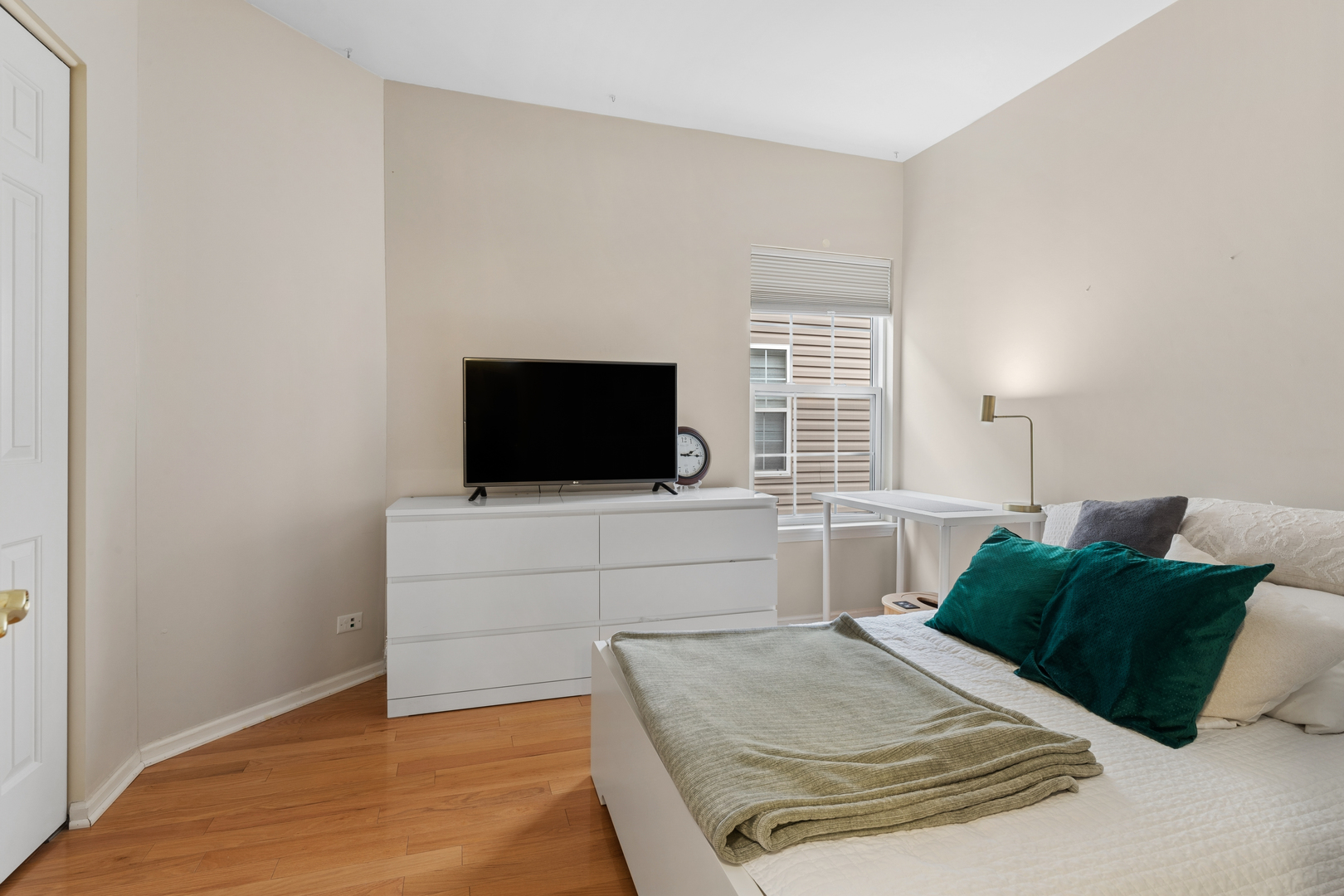 272 Prairie View Lane Wheeling, IL 60090 - Photo 12 of 24