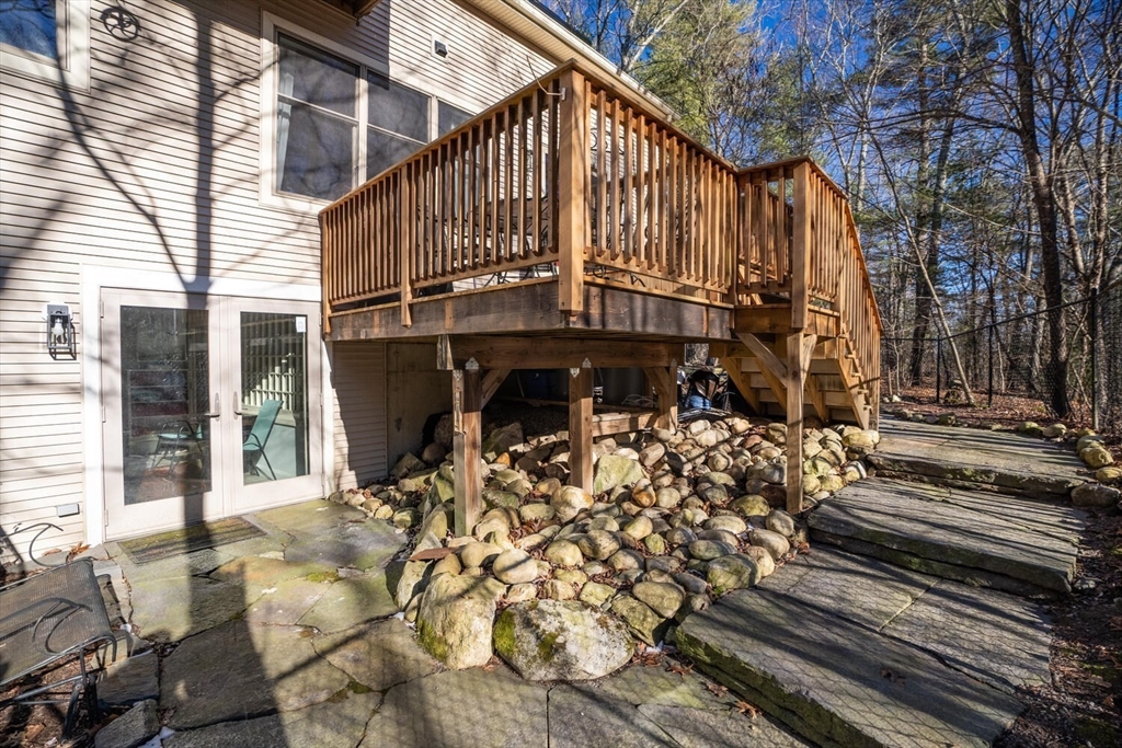 642 North Farms Road Northampton, MA 01062 - Photo 36 of 42 a view of a back yard of the house