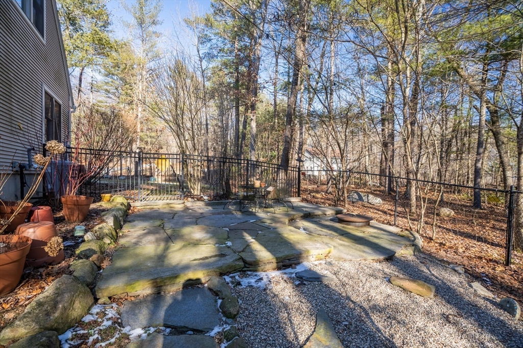 642 North Farms Road Northampton, MA 01062 - Photo 37 of 42
