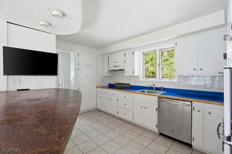 84 Scudders Road Sparta, NJ 07871 - Photo 8 of 31