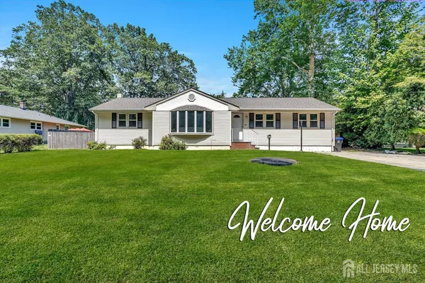 $610,000 | 174 Hardenburg Lane, East Brunswick, NJ 08850