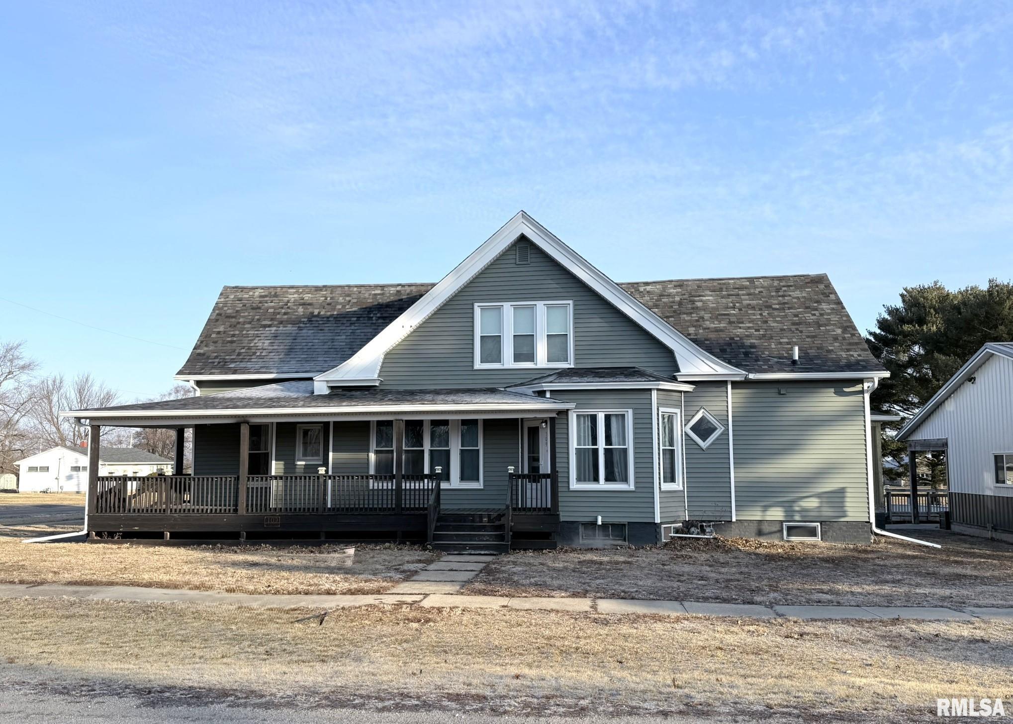 109 East West Street Oneida, IL 61467 - Photo 2 of 56