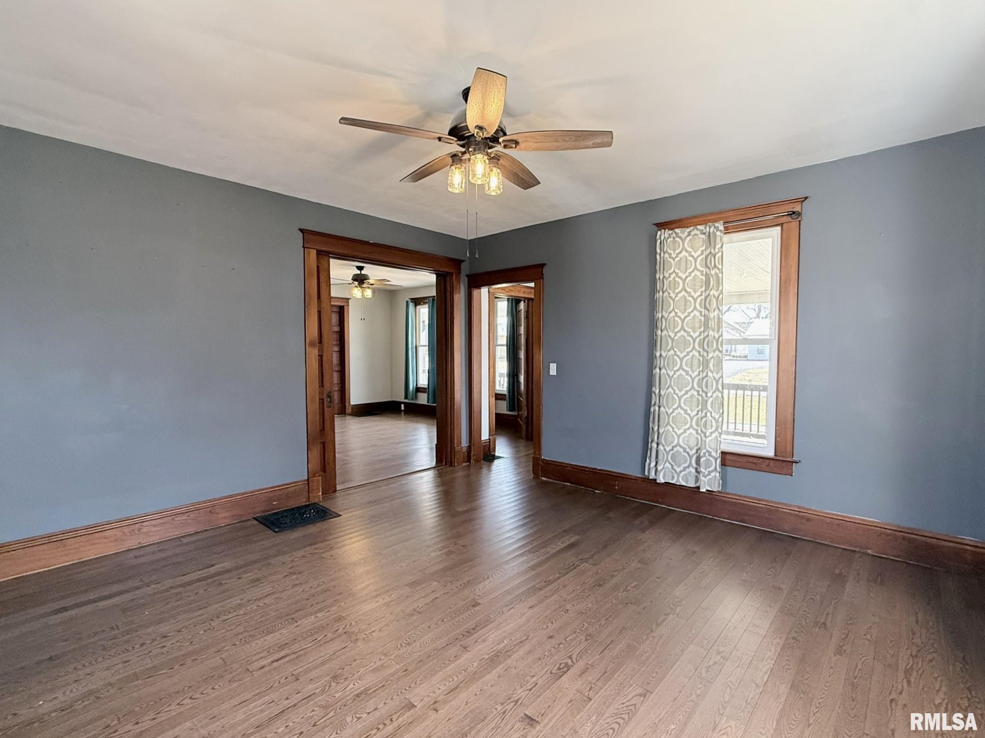 109 East West Street Oneida, IL 61467 - Photo 21 of 56