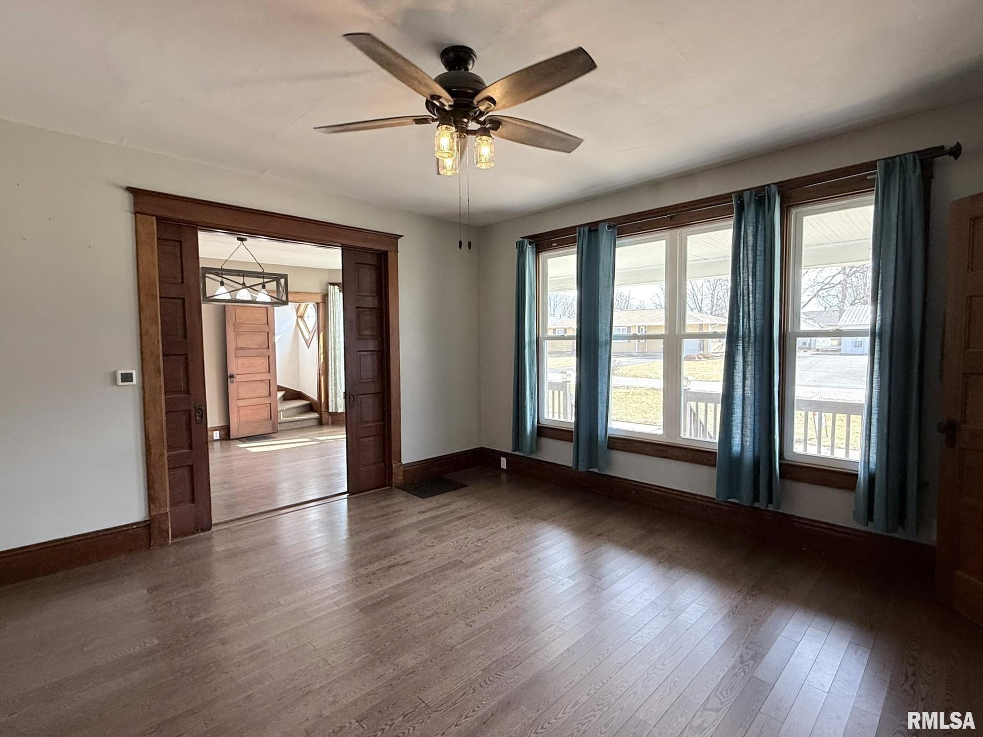 109 East West Street Oneida, IL 61467 - Photo 27 of 64