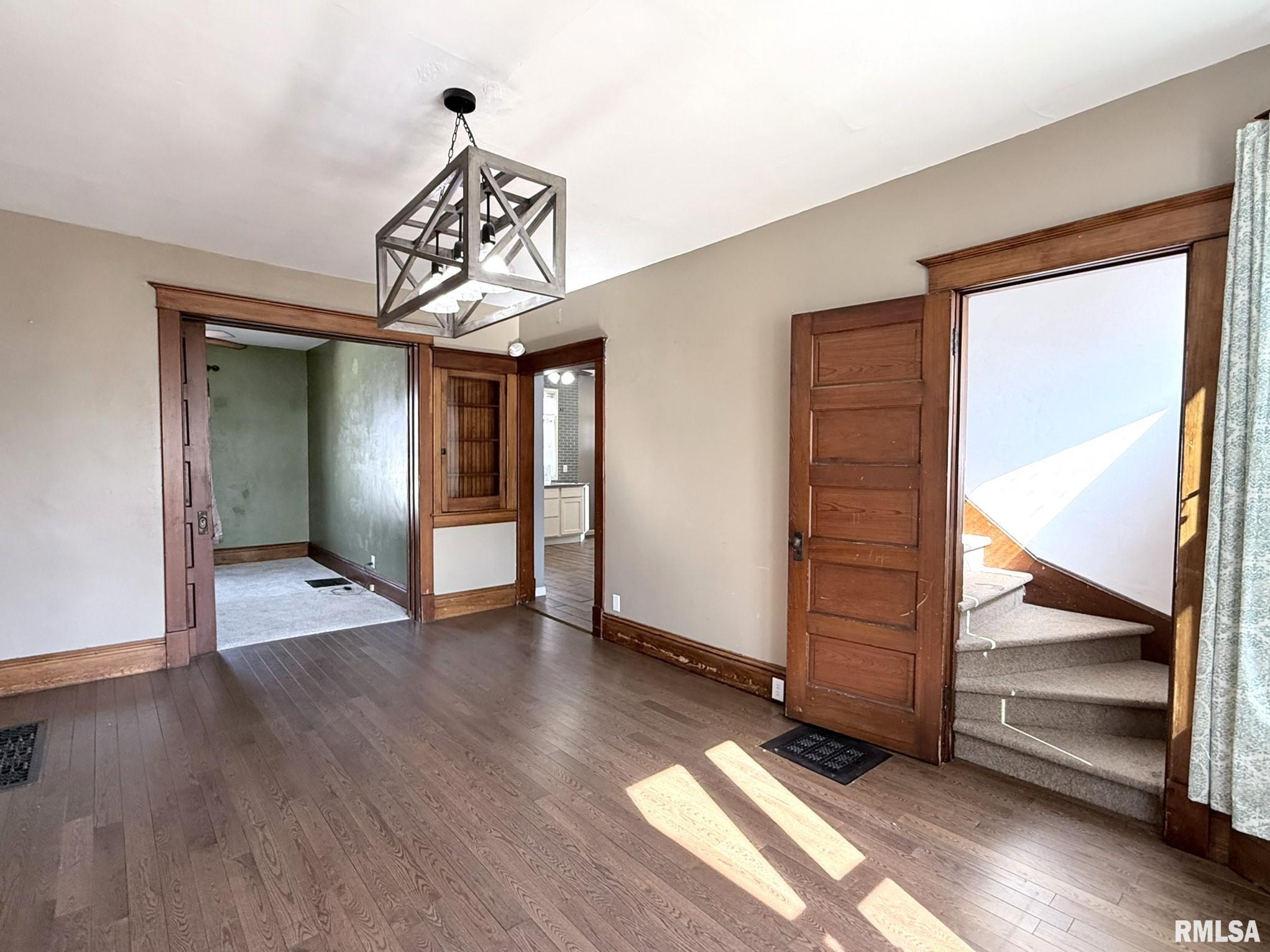 109 East West Street Oneida, IL 61467 - Photo 36 of 56