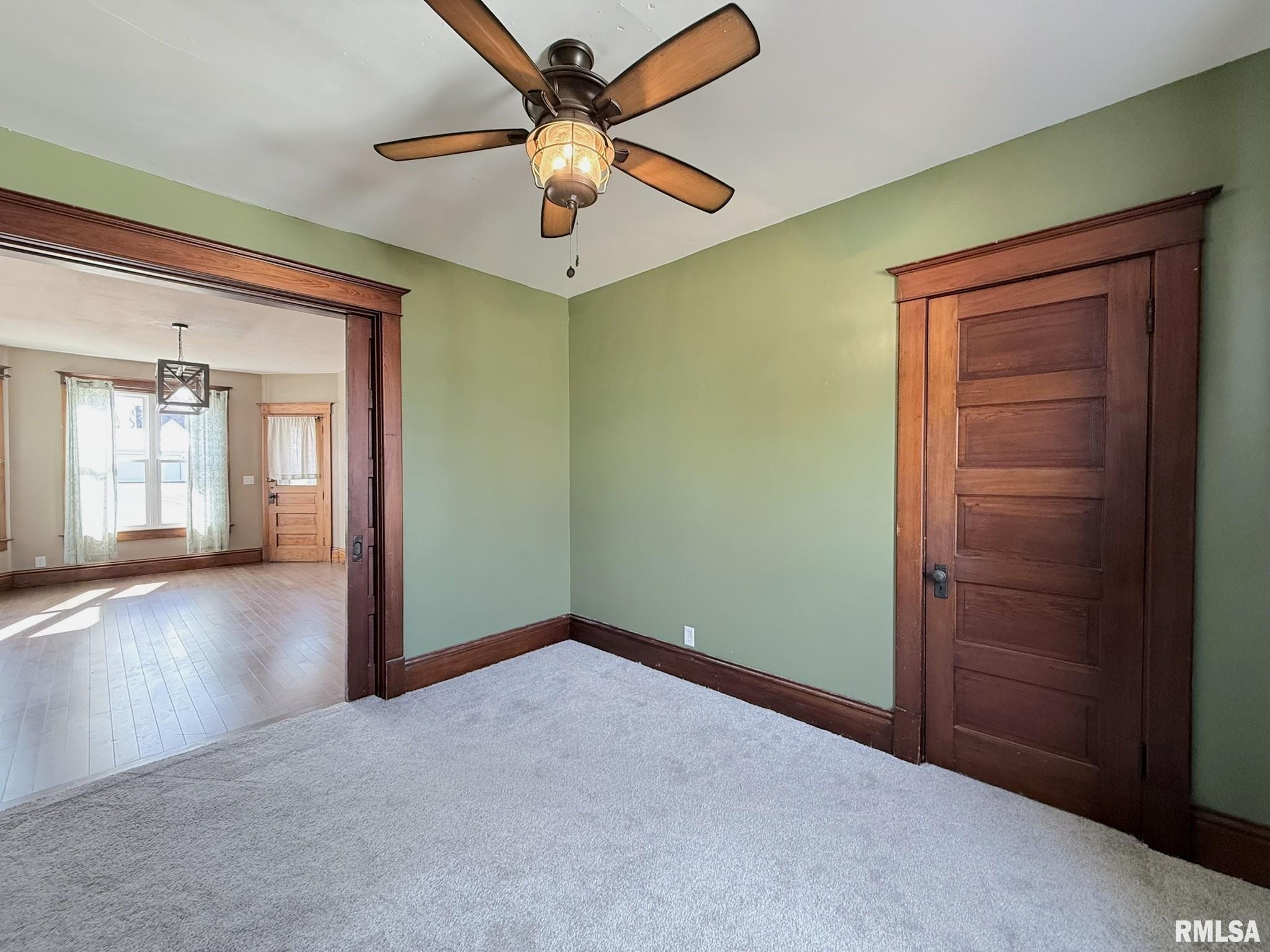 109 East West Street Oneida, IL 61467 - Photo 38 of 64