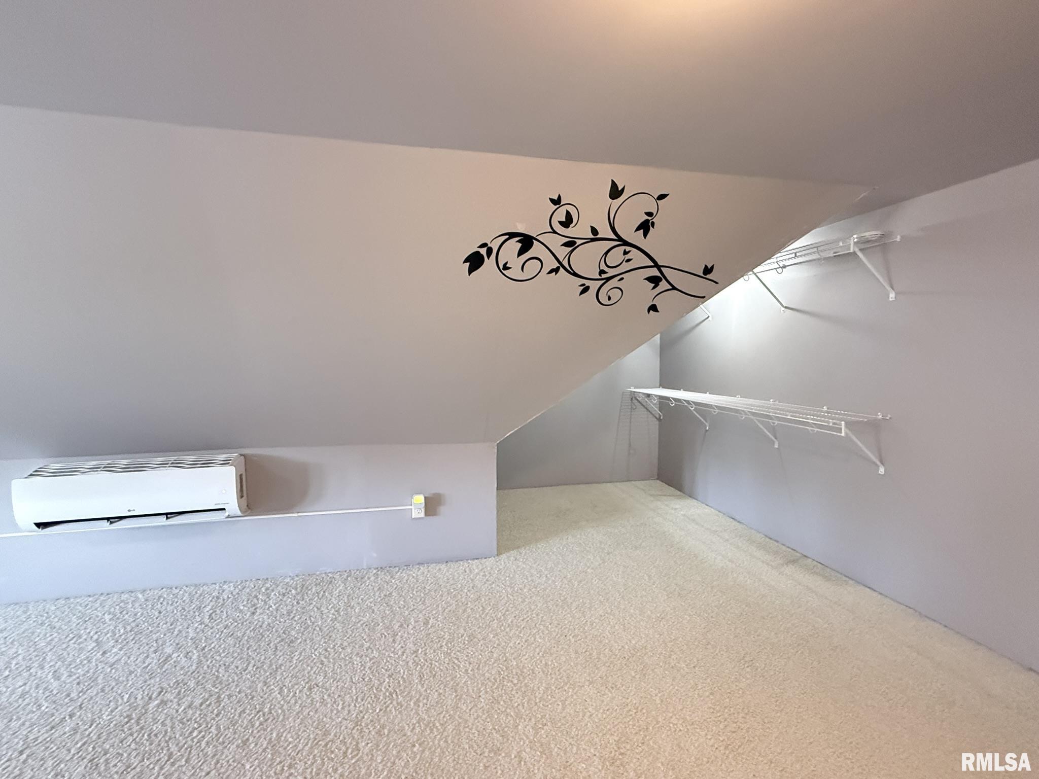 109 East West Street Oneida, IL 61467 - Photo 45 of 56