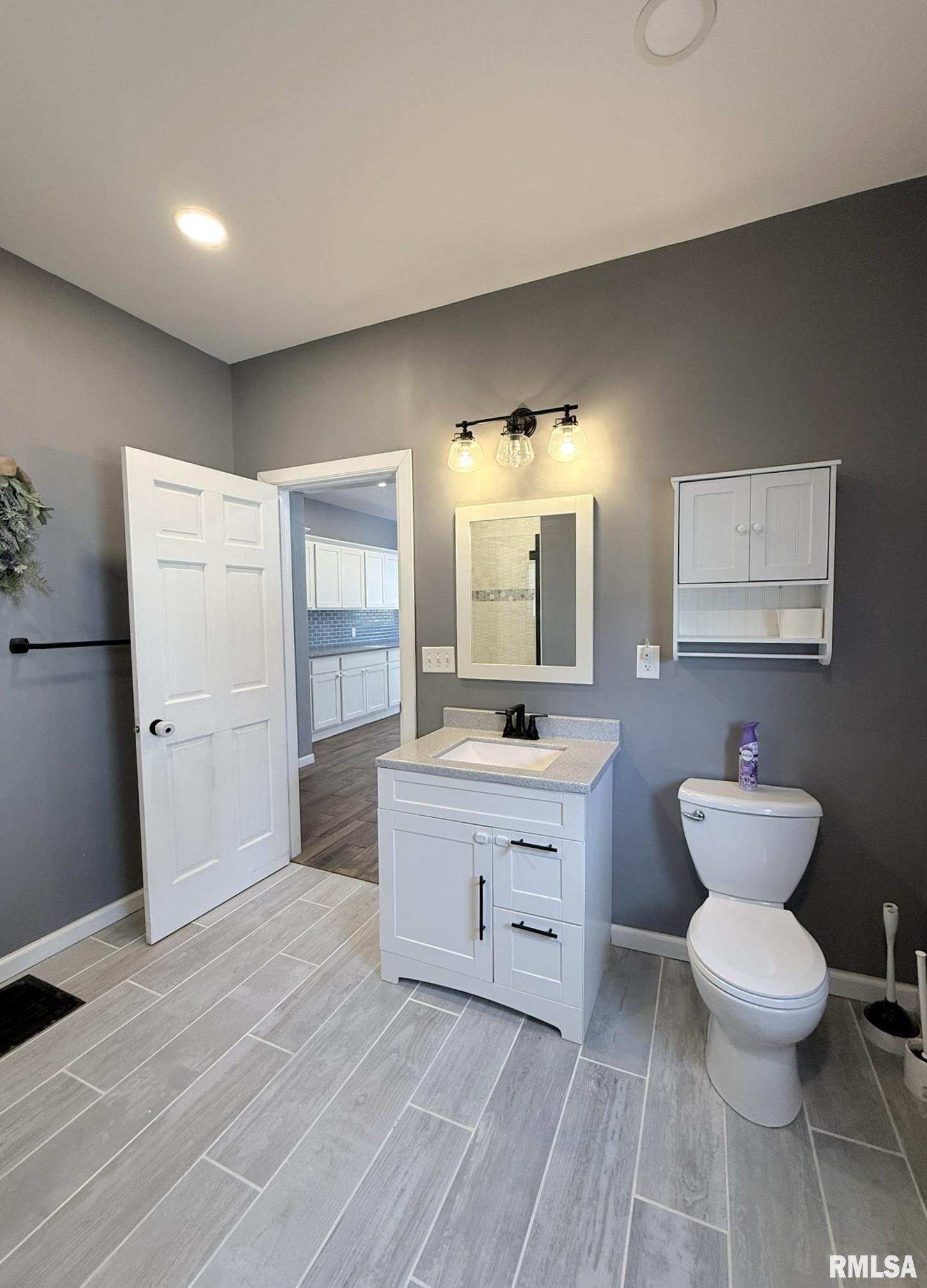 109 East West Street Oneida, IL 61467 - Photo 46 of 64