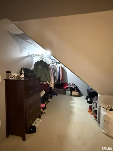 $280,000 | 109 East West Street, Oneida, IL 61467