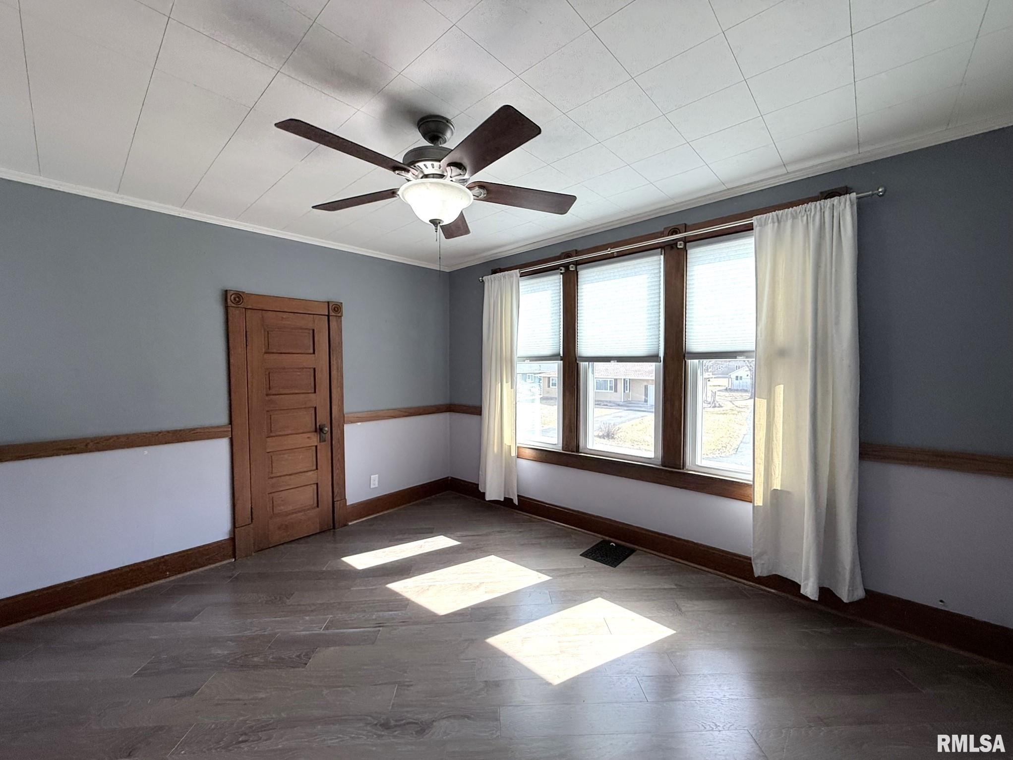 109 East West Street Oneida, IL 61467 - Photo 54 of 64