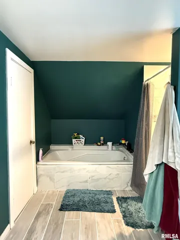 $280,000 | 109 East West Street, Oneida, IL 61467