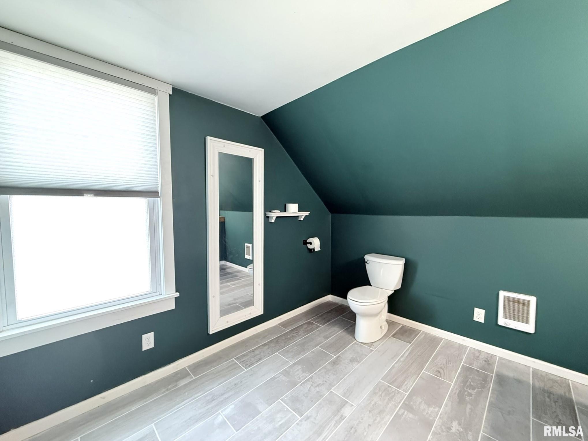 109 East West Street Oneida, IL 61467 - Photo 59 of 64