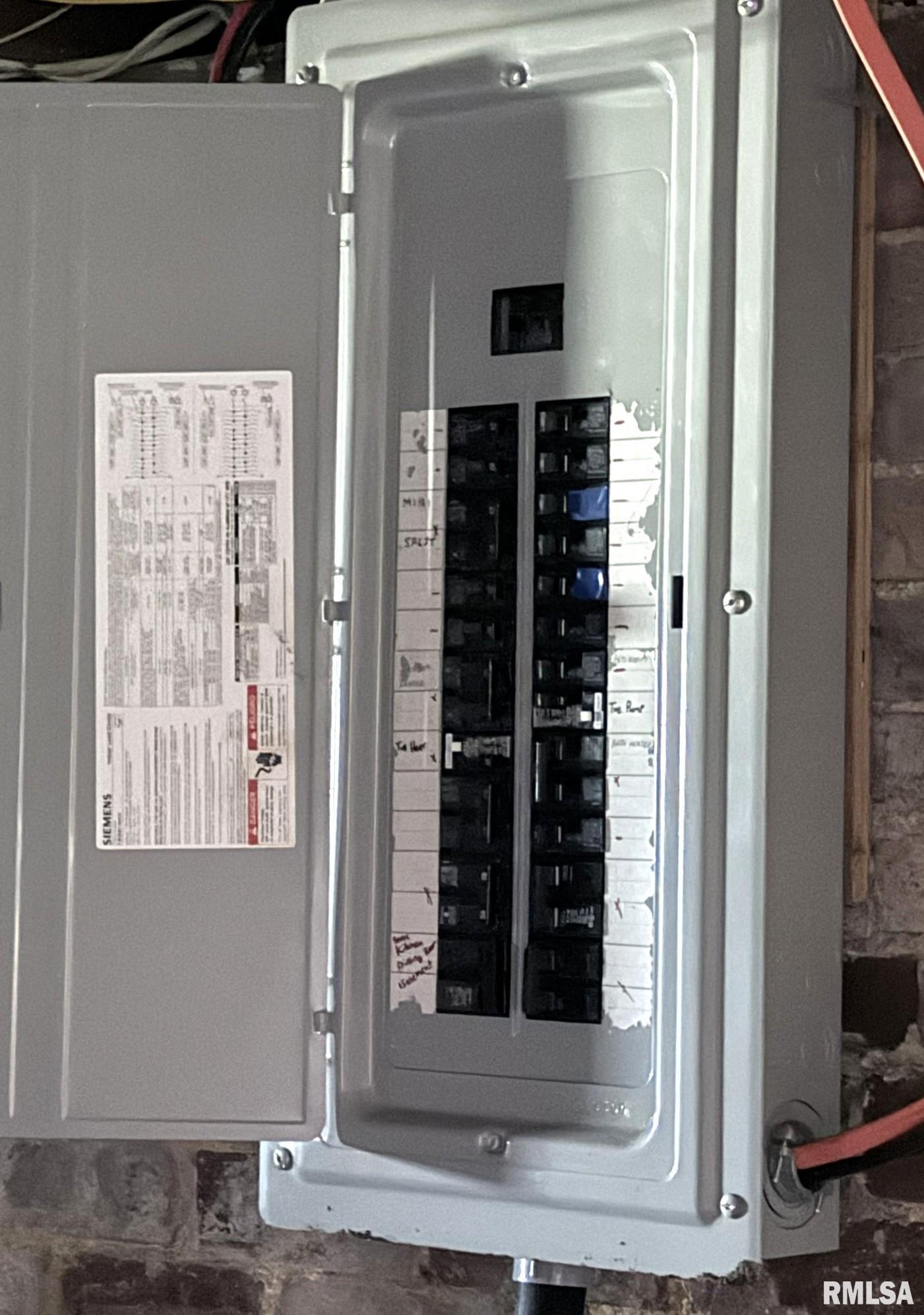 109 East West Street Oneida, IL 61467 - Photo 62 of 64