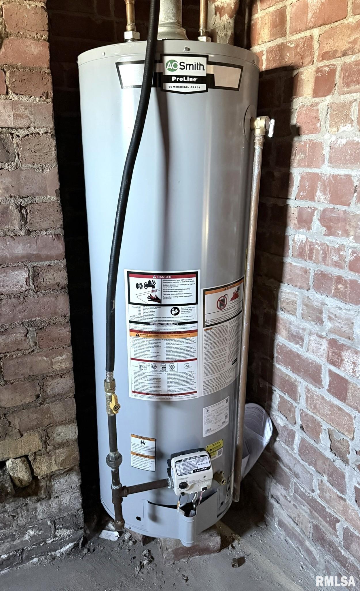 109 East West Street Oneida, IL 61467 - Photo 64 of 64