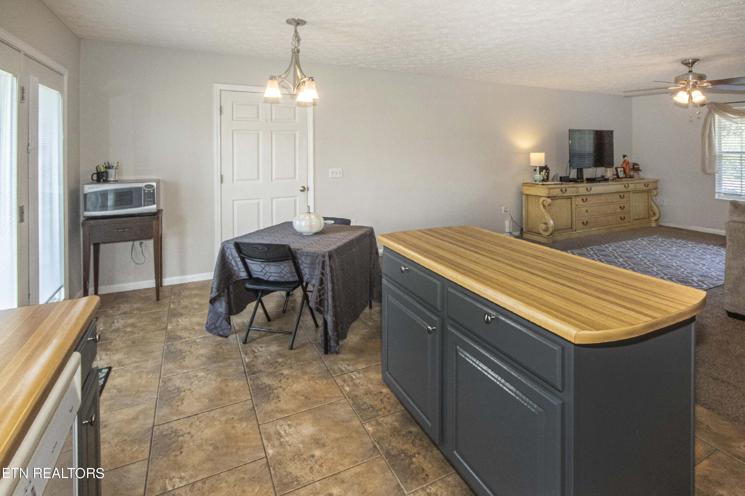 1716 South Ridge Court Sevierville, TN 37862 - Photo 17 of 37 V19A2606