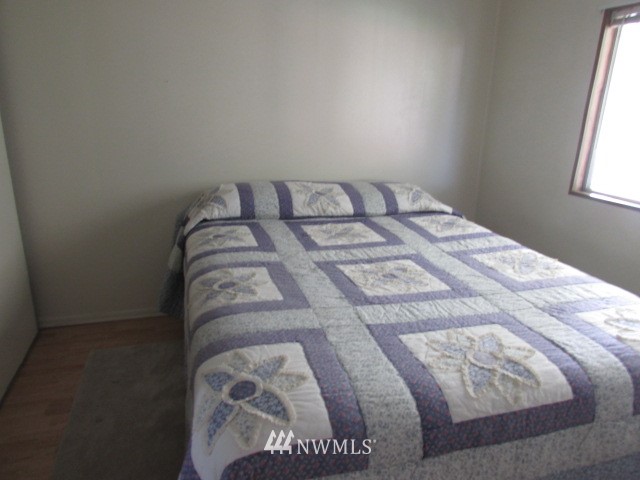 8516 Riverside Road East Sumner, WA 98390 - Photo 4 of 8